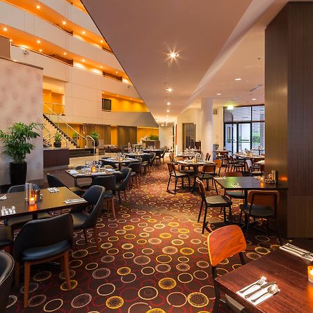 Crowne Plaza Canberra By Ihg Exterior photo