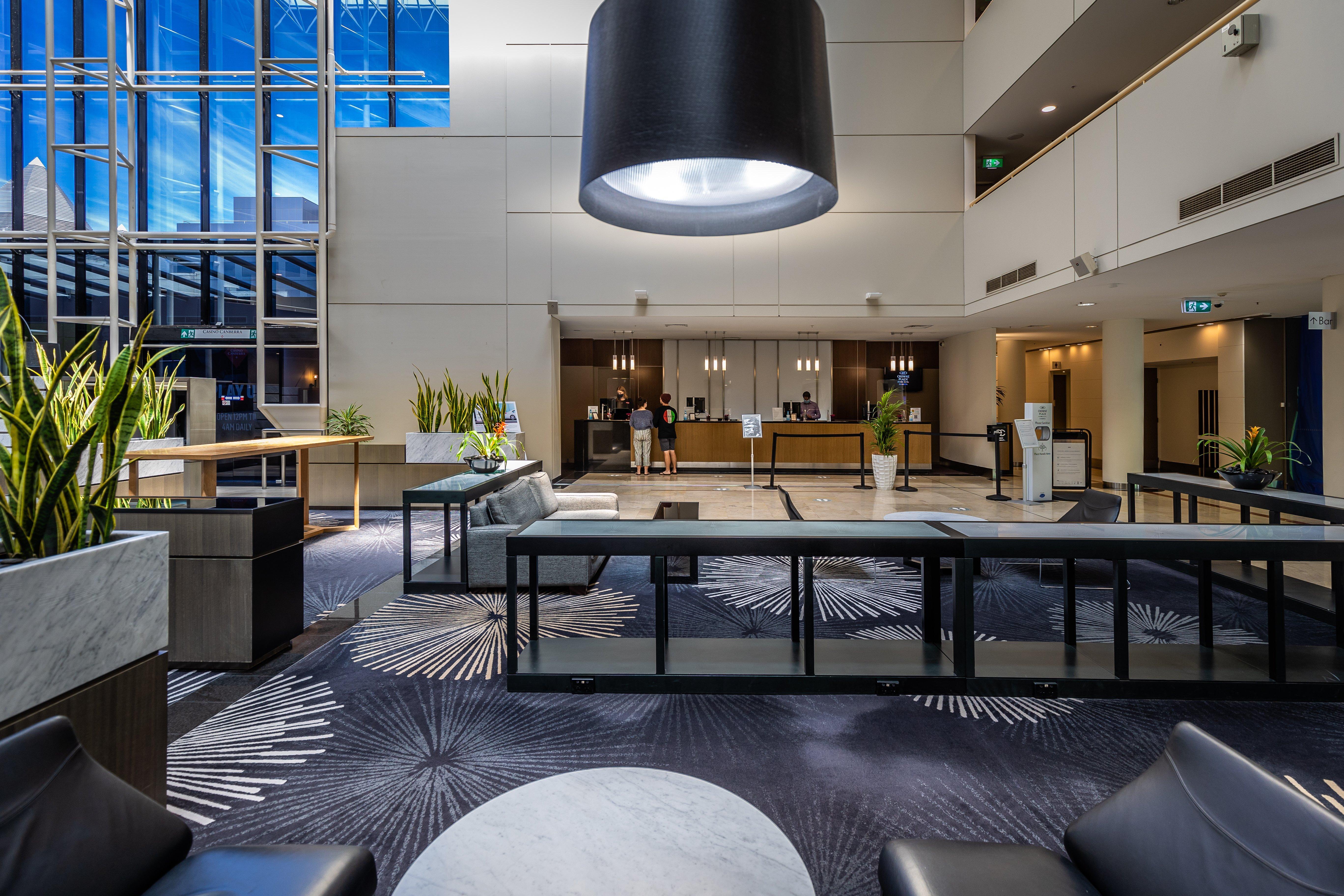 Crowne Plaza Canberra By Ihg Exterior photo
